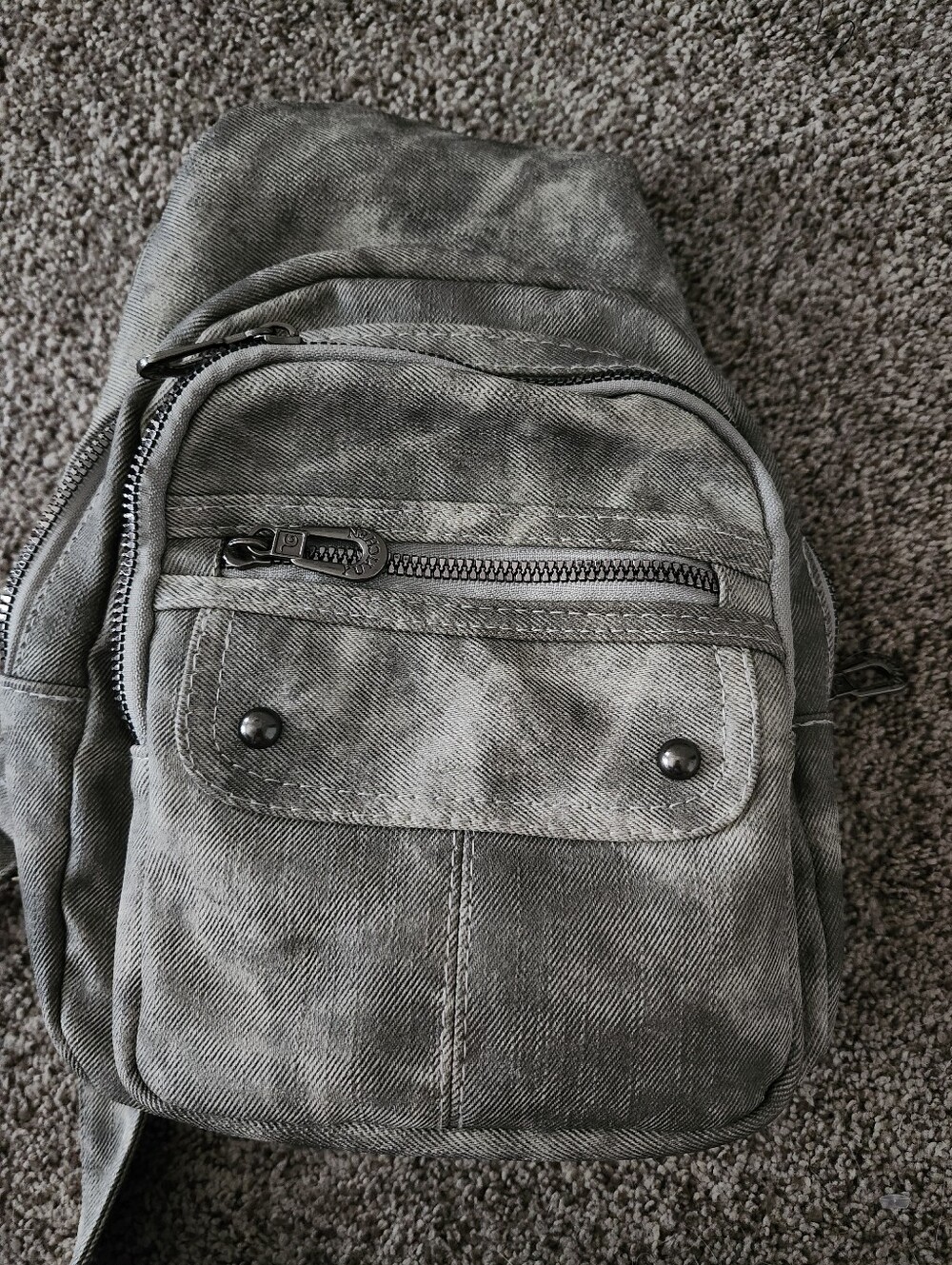 Waterproof Sling Gray Crossbody Bag for Woman with pockets - Gray
